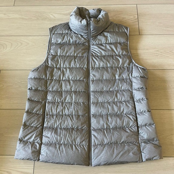 Uniqlo Ultra Light Down Vest Womens XL Gray Puffer Sleeveless Jacket Padded - Picture 1 of 8